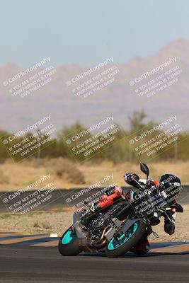 media/Nov-11-2023-SoCal Trackdays (Sat) [[efd63766ff]]/Turn 7 (2pm)/